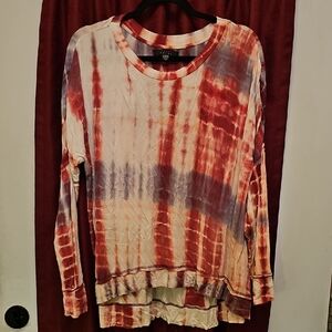 Stylish Red Tie-Dye Sweatshirt